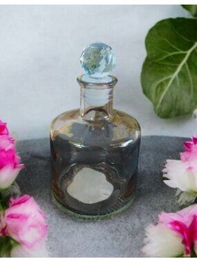 Vintage Glass Perfume Bottle With Crystal Stopper & Elegant Etched Design